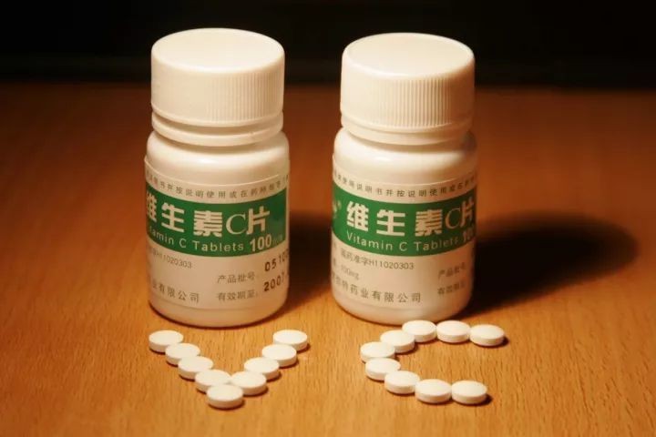维生素c300元30元3元的有什么区别？为什么价格差这么大？