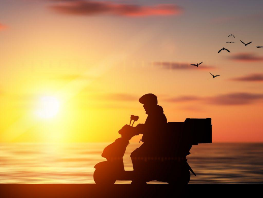 有的人活着他已经死了有的人死了他还活着这首诗的含义