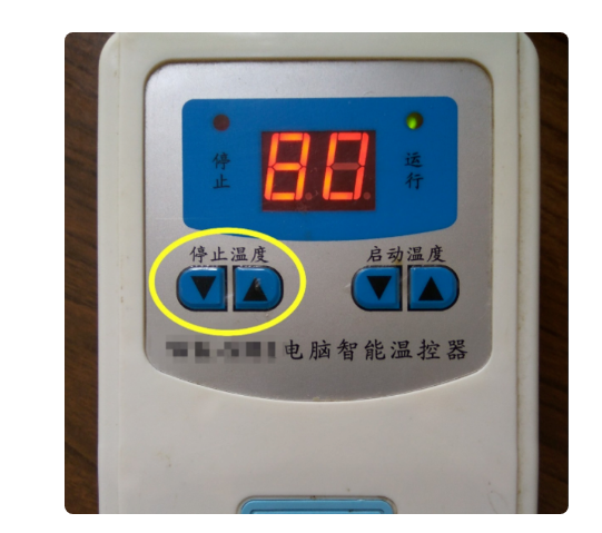 欧姆龙温控器设置温度后，温度上下偏差在±20℃，怎么设置可以控制在±5℃！求大神指点