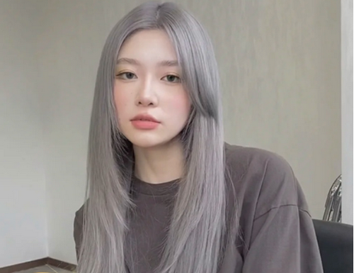 皮肤黑适合染什么颜色的头发