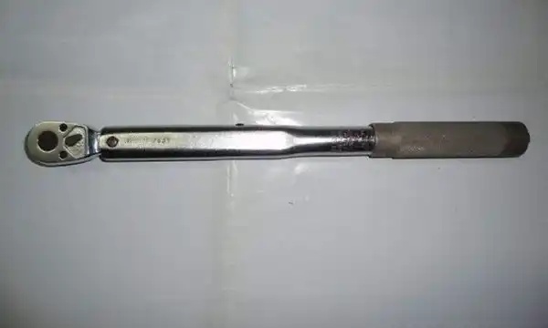 扭力扳手怎么使用？扭力扳手刻度读数方法