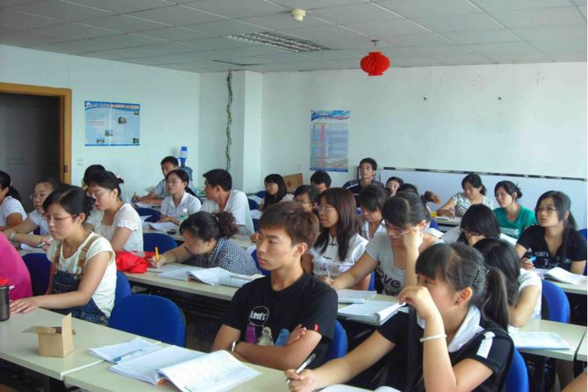 脱产是什么意思