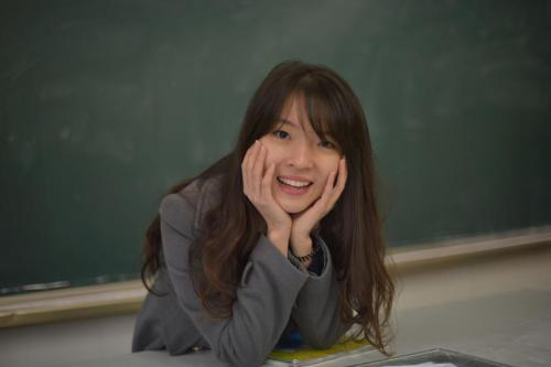 成都49中一学生坠楼身亡，校方是如何回应的？