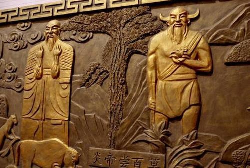 炎帝、黄帝、蚩尤各自的图腾是什么