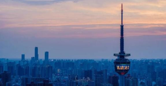 陕西电视台21:00都市快报的新闻电话号码是多少？