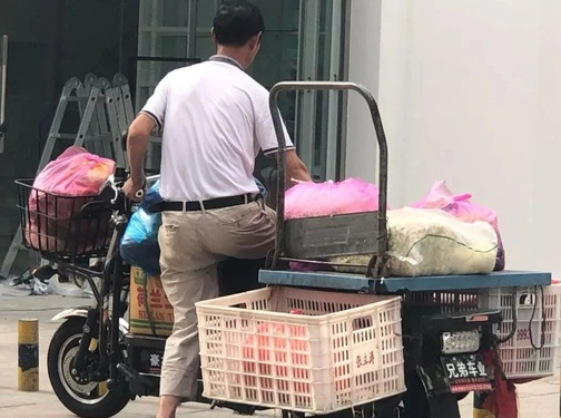 电动车一般载重多少.