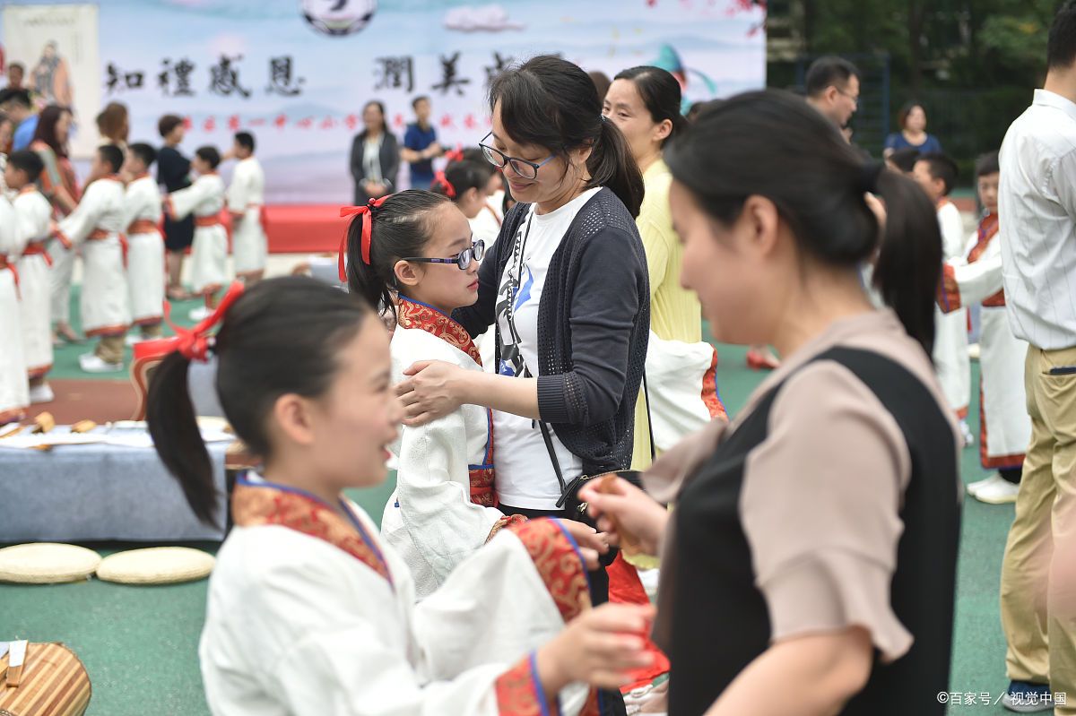 如何让孩子拥有一颗感恩的心？
