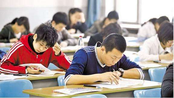 公务员考试笔试过了,面试没过,还能调剂吗