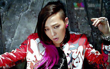 求bigbang的歌曲《fantastic baby》MV里权志龙的样子，截图
