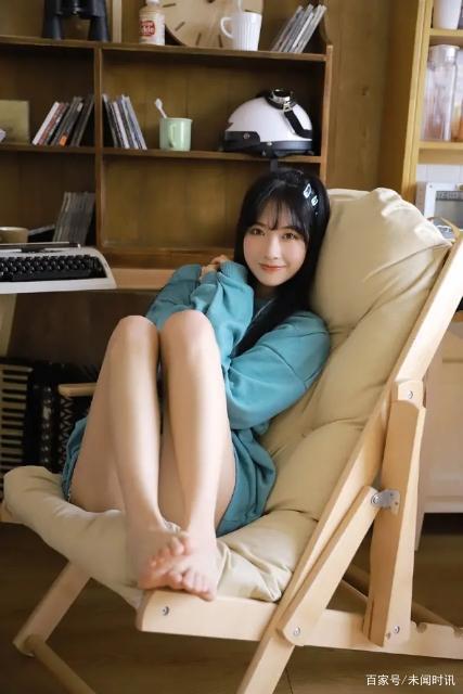 还记得爆红抖音的小甜甜吗？如今成年后美如画，你想娶吗？