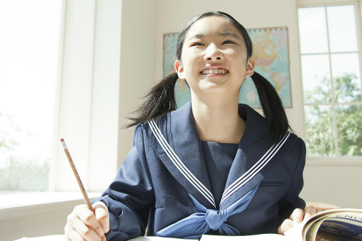 be made of与be made out of 用法区别